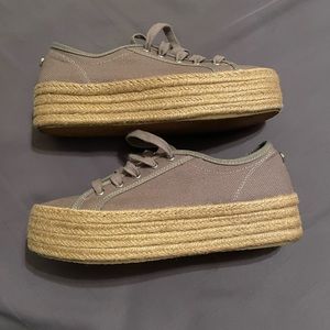 Steve Madden brand new platform canvas sneaker